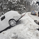 Illustration for article titled 11 winter driving tips from a pro trucker